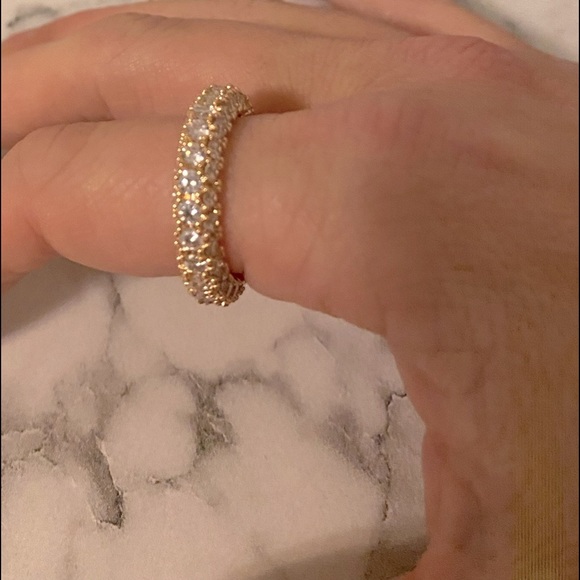 18k gold Italian cut 3 row eternity band NWT - Picture 8 of 9